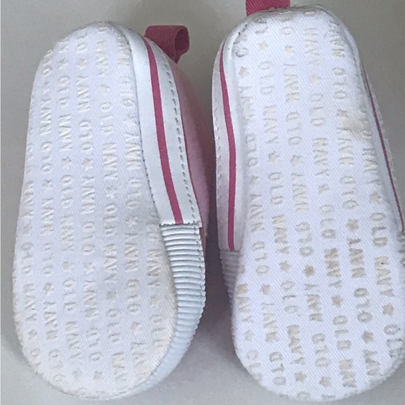 Old Navy Girls’ Sneakers - 3 To 6 Months - Picture 6 of 6